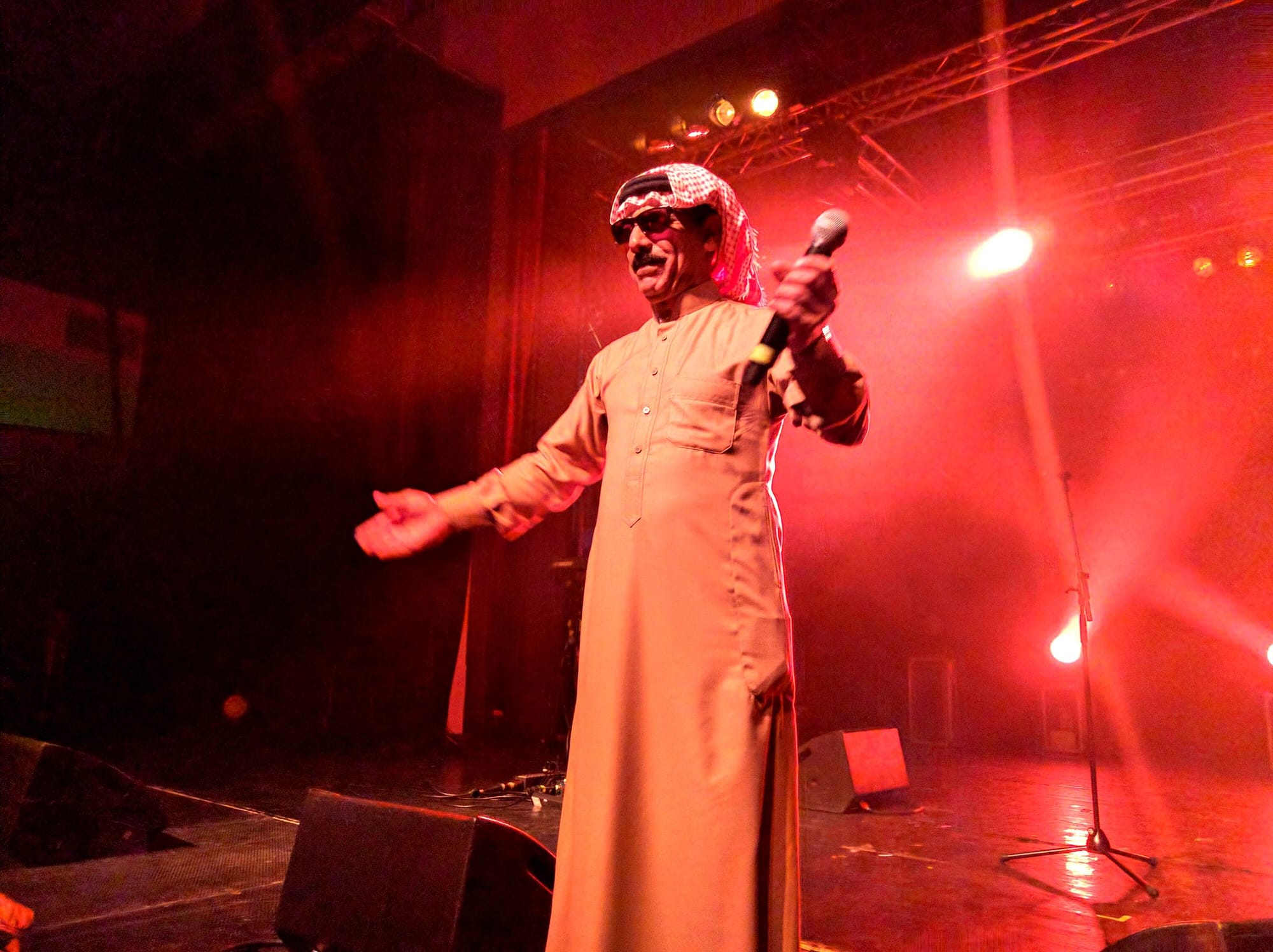 Омар Сулейман на выступлении