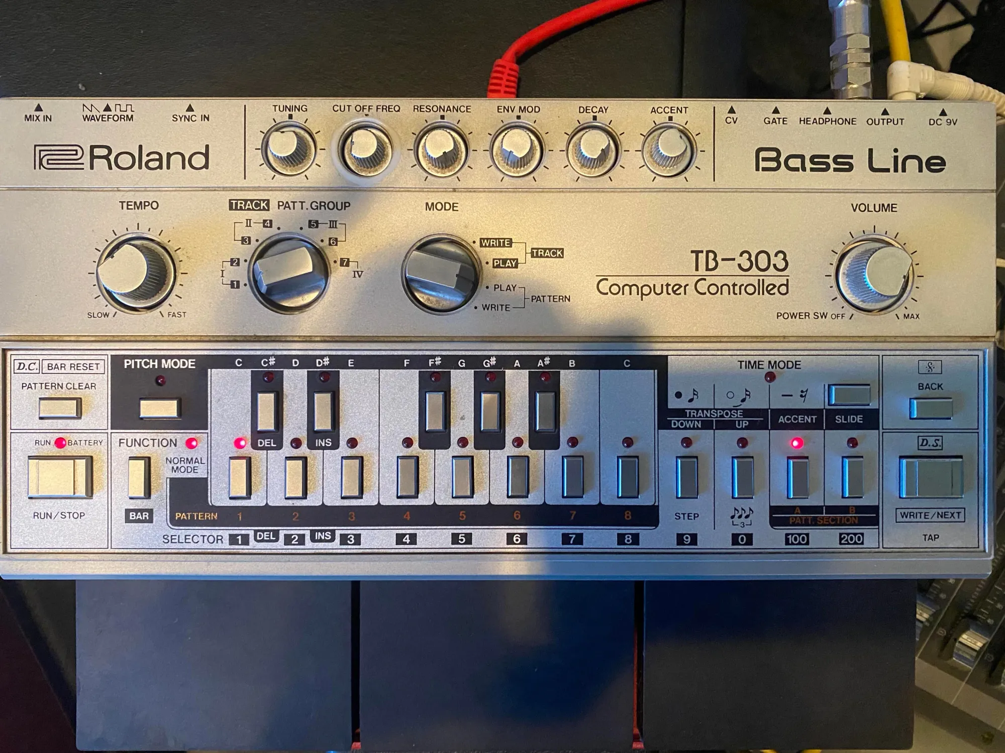 Roland TB-303