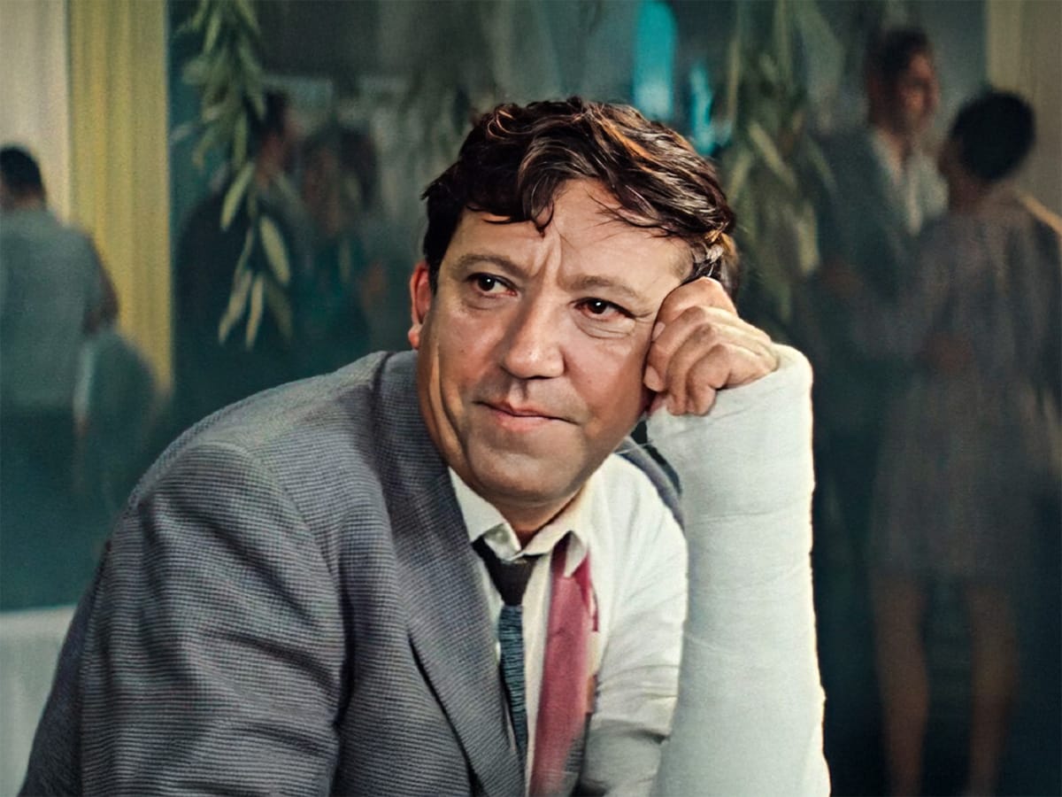 Кадр из фильма «Бриллиантовая рука» (1969)