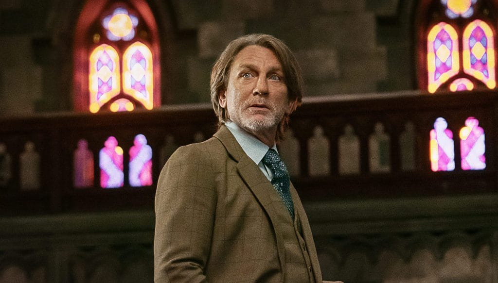 Кадр из фильма «Достать ножи: Воскрешение покойника»