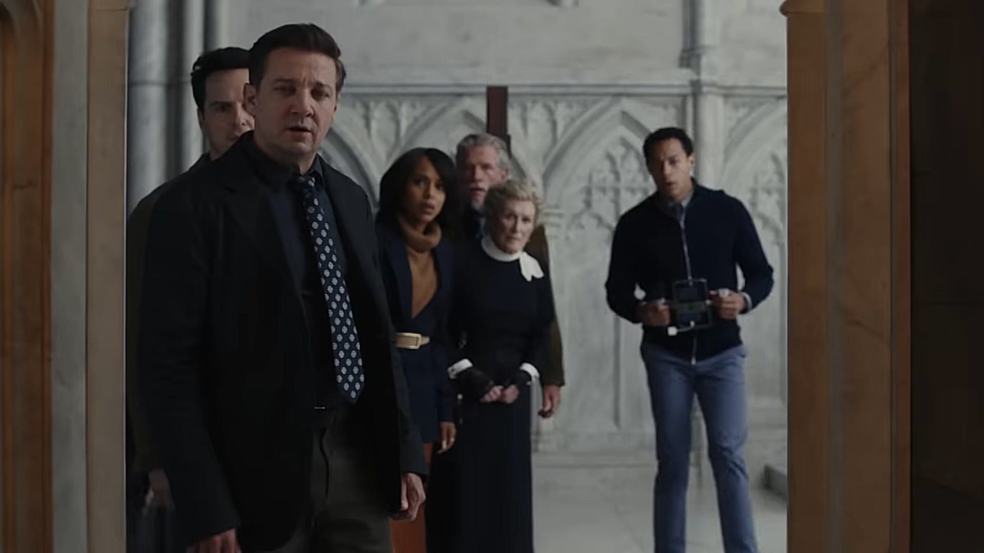 Кадр из фильма «Достать ножи: Воскрешение покойника»