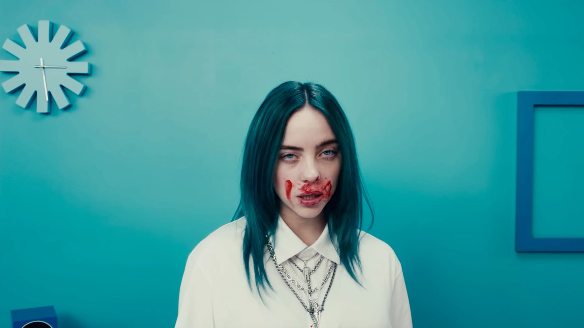 Кадр из клипа «Bad Guy»