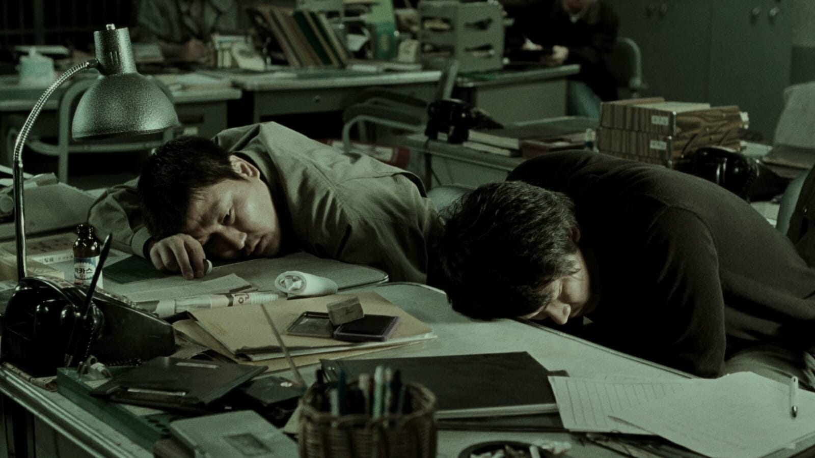 Кадр из фильма «Воспоминания об убийстве»