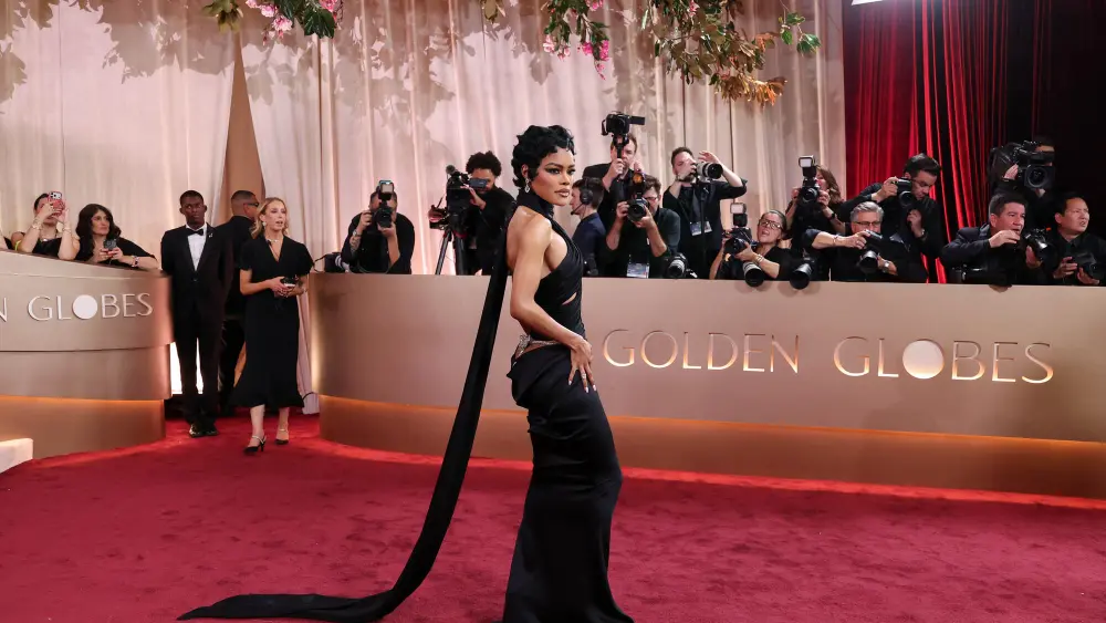 Тияна Тейлор на красной дорожке «Золотого глобуса 2026»