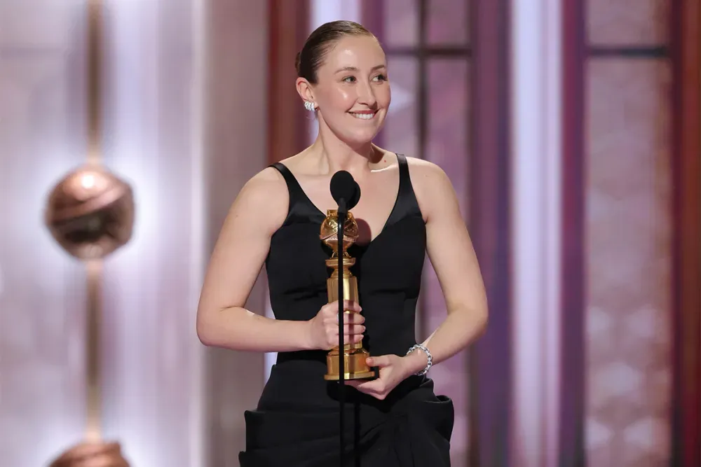 Эрин Доэрти получает «Золотой глобус 2026»