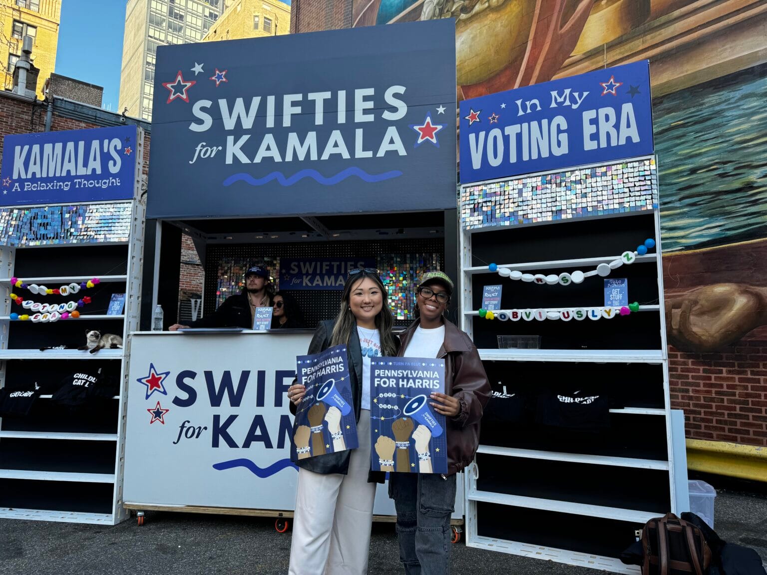 Движение Swifties for Kamala