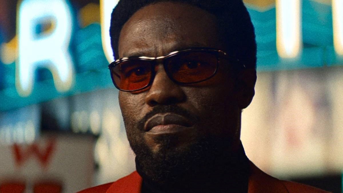 Кадр из сериала «Чудо-человек»