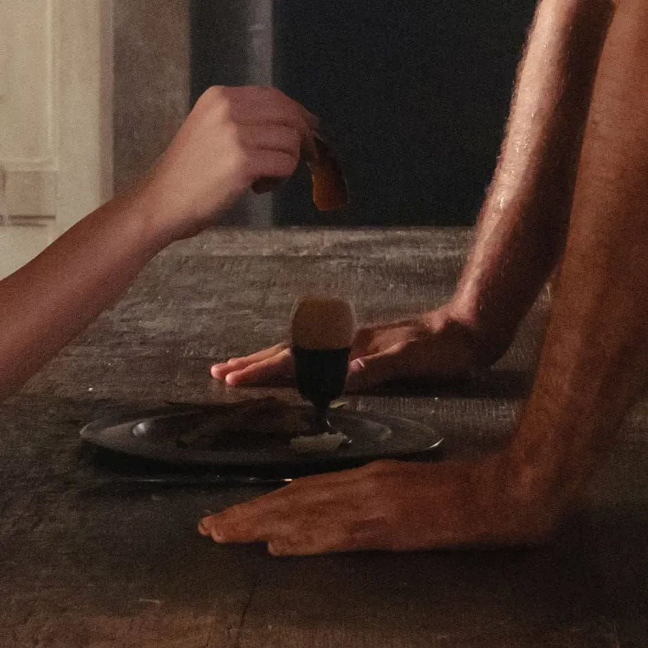 Обложка альбома Charli XCX — «Wuthering Heights»