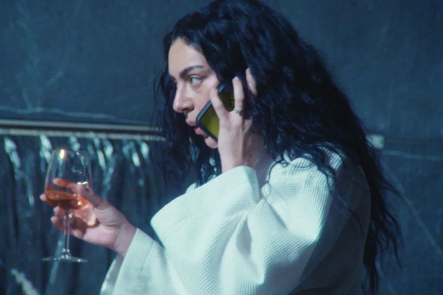 Кадр из фильма «Момент»