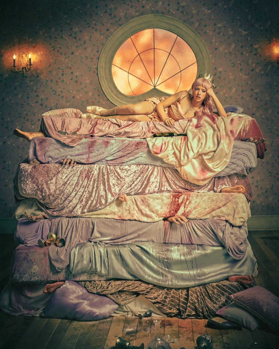 Промо к альбому Melanie Martinez «Hades»