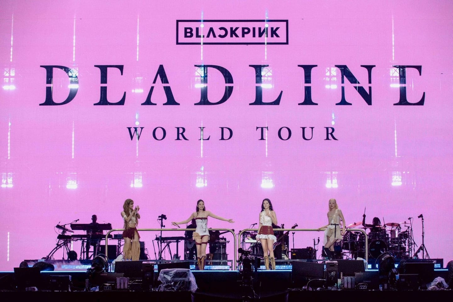 Тур BLACKPINK в поддержку альбома «Deadline»