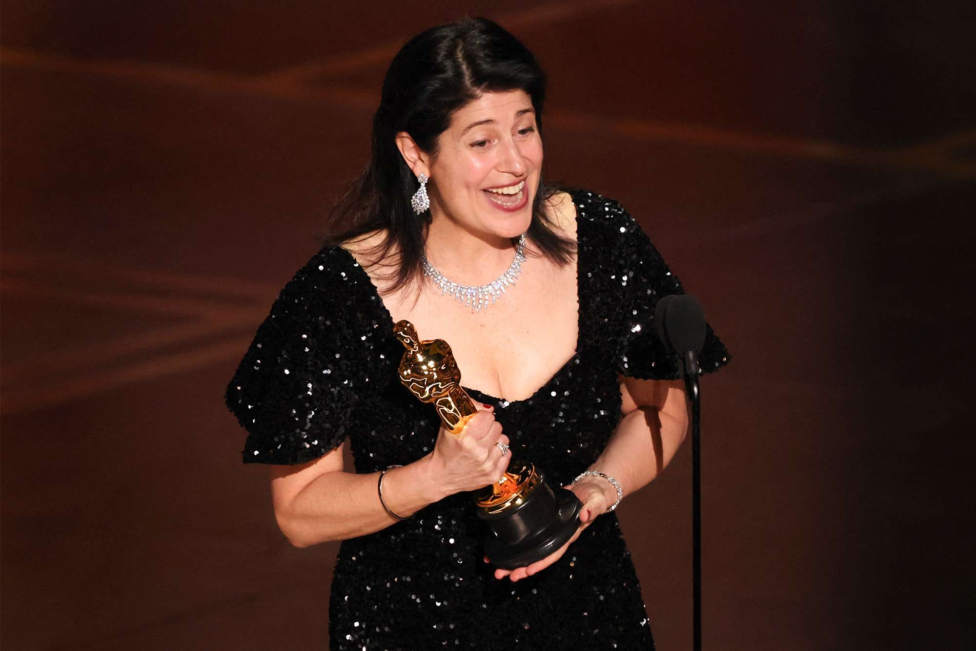 Кассандра Кулукундис получает «Оскар»