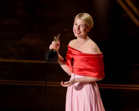 Джесси Бакли получает «Оскар»