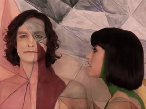 Кадр из клипа Gotye «Somebody That I Used to Know»